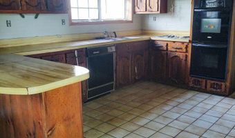 565 Hickory Hill Dr, Bean Station, TN 37708