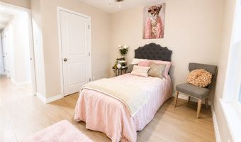 1208 Ebony Cir, Alice, TX 78332