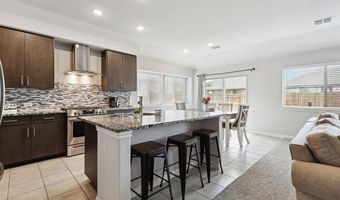1097 Kingbird Ln, Alvarado, TX 76009