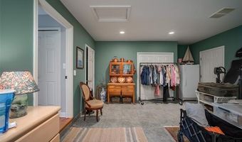 9404 River Rd, Algonac, MI 48001