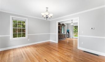 20 Wheelock Ave, Cranston, RI 02920