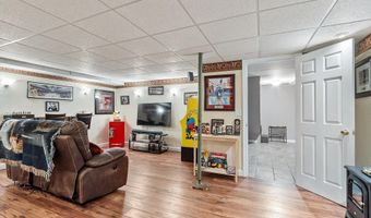 328 W Hollis St, Nashua, NH 03060