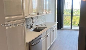 3600 Yacht Club Dr 504, Aventura, FL 33180