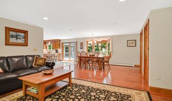 373 Broad Way, Coventry, CT 06238