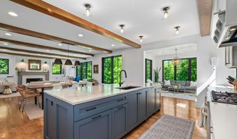 8279 Revado Hills Ct, Ada, MI 49301