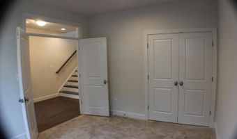 20688 GLENMONT Ter, Ashburn, VA 20147