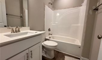 408 Redwater Trl, Aberdeen, NC 28315