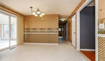 38 Greenwood Rd, North Kingstown, RI 02852