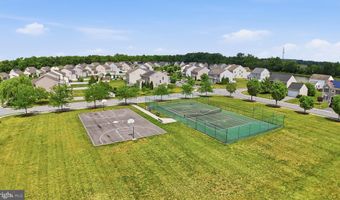 675 HARVEST GROVE Trl, Dover, DE 19901