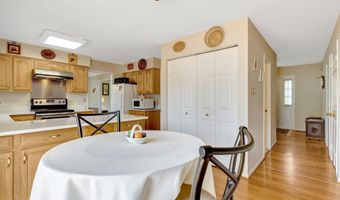 3352 BROKEN KNIFE Ct, Annandale, VA 22003