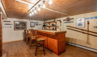 21 Tamarack Ln, Amherst, NH 03031