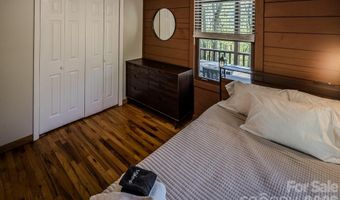 239 Dutch Treat Rd, Banner Elk, NC 28504