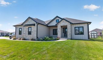 324 31st St SE, Altoona, IA 50009