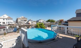 73 Carlyle Dr, Bayville, NJ 08721
