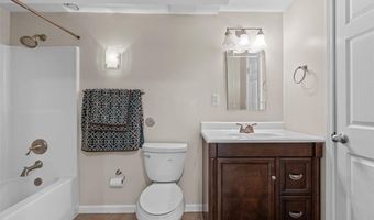 24 Hickory Ct, Arnold, MO 63010