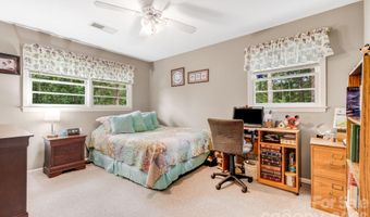95 Pensacola Ave, Arden, NC 28704