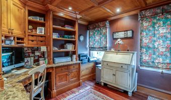 407 N TULPEHOCKEN Rd, Reading, PA 19601