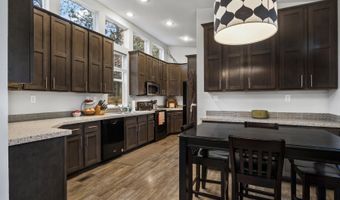 19930 Limelight Dr 421, Bend, OR 97702