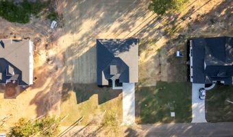 211 Chestnut Dr, Belton, SC 29627