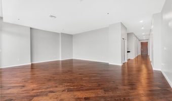 4575 DEAN MARTIN Dr 304, Las Vegas, NV 89103