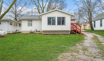 1219 Central Ave, Center Point, IA 52213