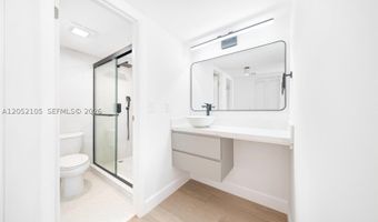 20400 W Country Club Dr 610, Aventura, FL 33180