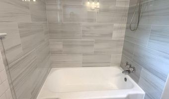 909 E LAKE Ave 2, Baltimore, MD 21212