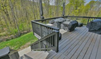3 Susan Valley Ter, Alloway, NJ 07462
