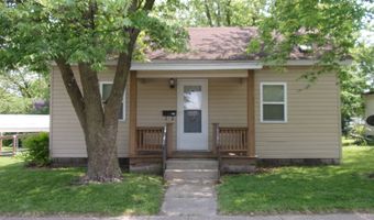 702 State St, Roodhouse, IL 62082
