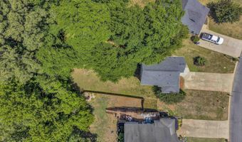 693 Cotton Branch Dr, Boiling Springs, SC 29316
