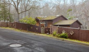 405 Wrights Creek Dr, Ashland, OR 97520