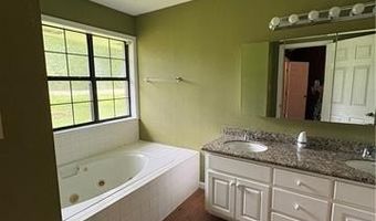 1425 N COLUMBIA St, Bogalusa, LA 70427