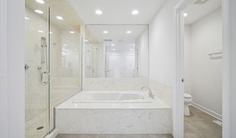 4045 N Harvard Ave, Arlington Heights, IL 60004