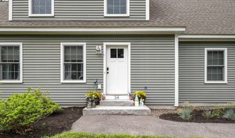 34 Crawley Falls Rd, Brentwood, NH 03833