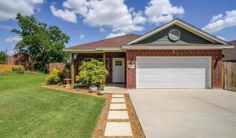 1105 S Fannin St, Alvarado, TX 76009