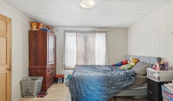 64 Hyde St, Burlington, VT 05401