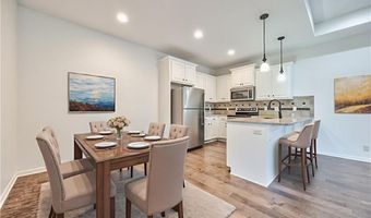 1326 N 159th St, Basehor, KS 66007