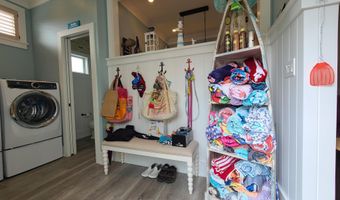 128 30th St, Avalon, NJ 08202