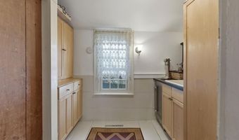 5 Old Manchester Rd, Amherst, NH 03031