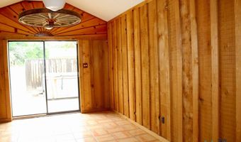 814 N Edward St, Carlsbad, NM 88220
