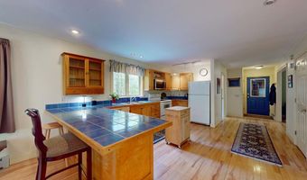 265 Stonewall Dr, Bristol, VT 05443