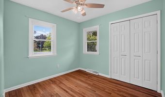 1013 Yuma Ave, Ames, IA 50014