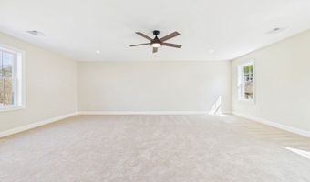 2 Bc Ln, Berkley, MA 02779