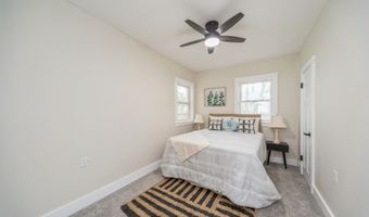 212 Nile Kinnick Dr N, Adel, IA 50003