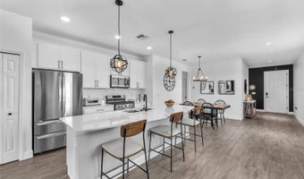 5551 DEL CORONADO Dr, Apollo Beach, FL 33572