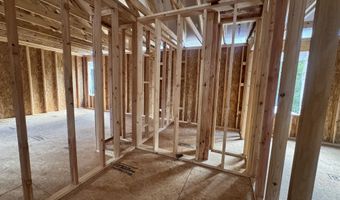 428 Redwater Trl 596, Aberdeen, NC 28315