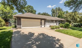 116 W Chicory Dr, Brandon, SD 57005