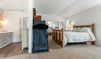 3868 GRANT Pl, Bandon, OR 97411