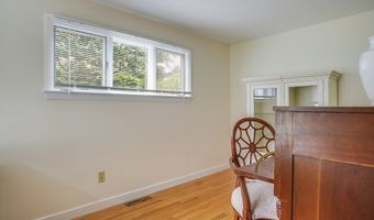 177 Elm St, Andover, MA 01810