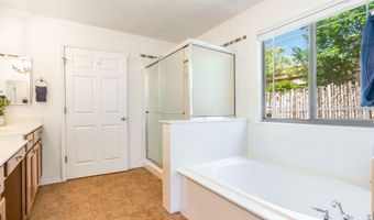 212 Riesling Rd, Bernalillo, NM 87004
